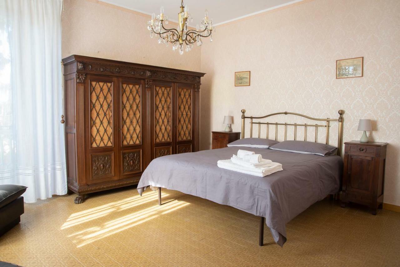 Bed & Roses Meni Apartment La Morra Luaran gambar